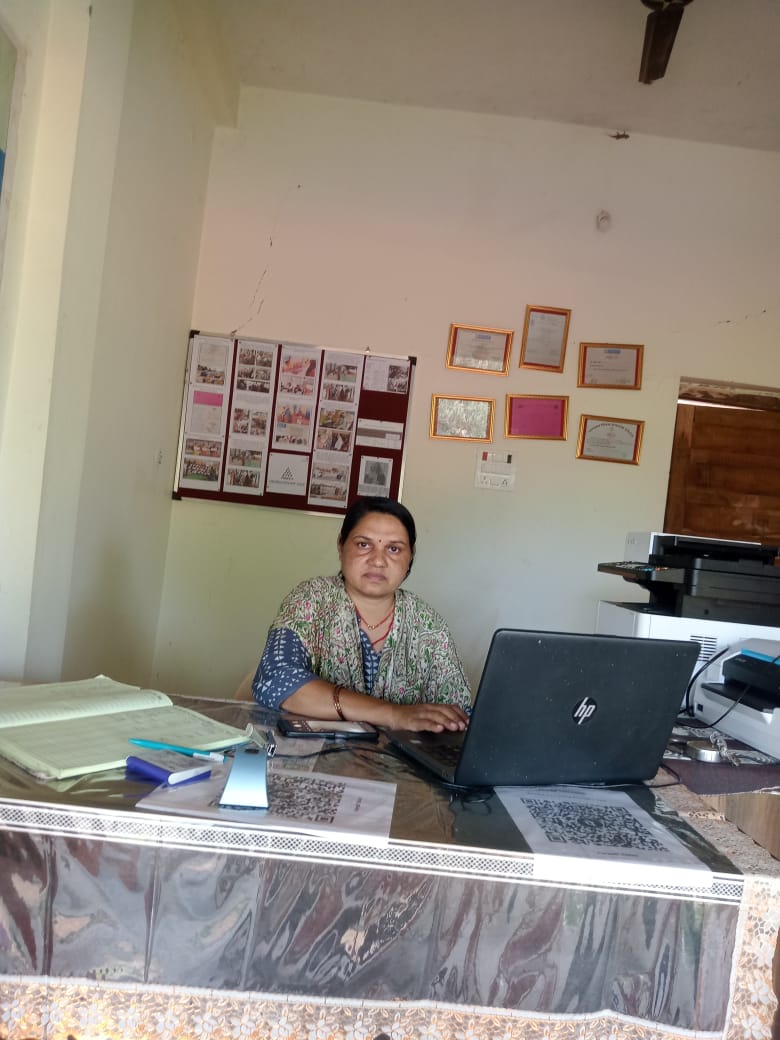 बैंक सखी बालेश्वरी गांव-गांव में पहुंचा रहीं हैं बैंकिंग सुविधाएं अब तक लगभग 11 करोड़ रुपए का कर चुकी हैं ट्रांजेक्शन आर्थिक सशक्तिकरण के साथ मिली अलग पहचान, लोगों की मदद कर मिलती है खुशी-बालेश्वरी